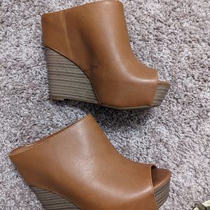 Jessica Simpson Peep-toe Wedge